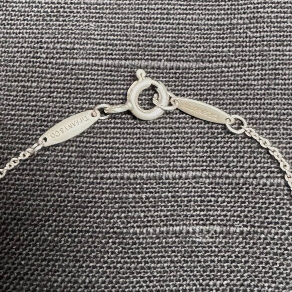 Tiffany & Co. Elsa Peretti® Bean® design Pendant Necklace Sterling Silver - Picture 8 of 15